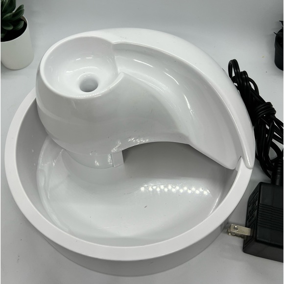 Pet Water Fountain Get Fresh Waterfall - Picture 3 of 5